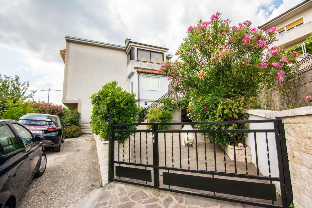 Apartment Vida - Amazing Place With Garden And Terrace Rijeka Luaran gambar